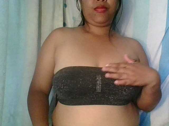 Ericah-Boobss live cam on BongaCams
