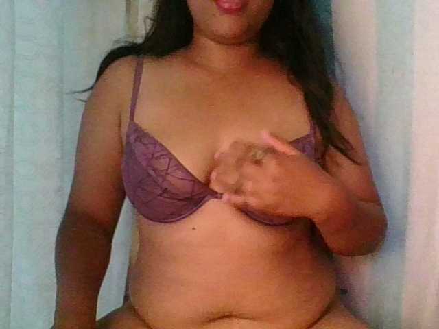 Ericah-Boobss live cam on BongaCams