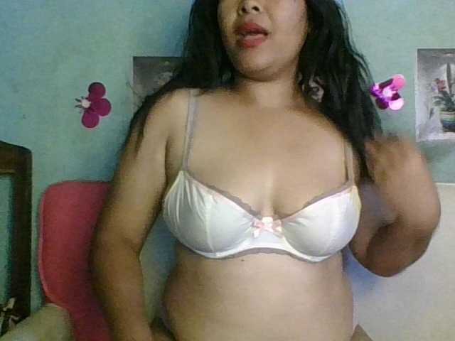 Ericah-Boobss live cam on BongaCams