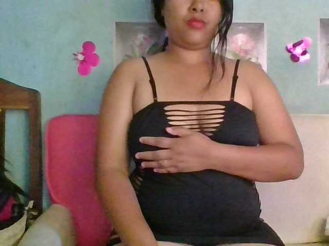 Ericah-Boobss live cam preview