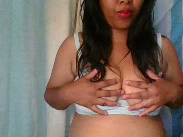 Ericah-Boobss webcam