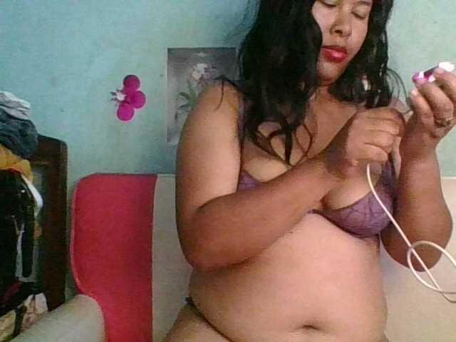 Ericah-Boobss live cam on BongaCams