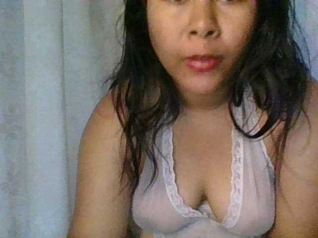 Ericah-Boobss live cam preview