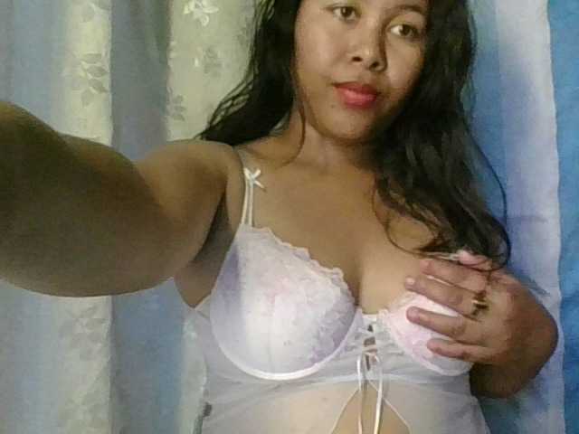 Ericah-Boobss live cam on BongaCams