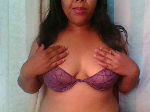 Ericah-Boobss webcam