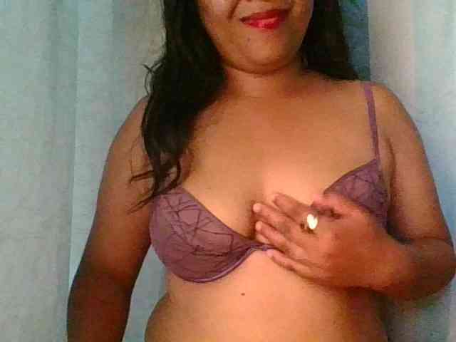 Ericah-Boobss webcam