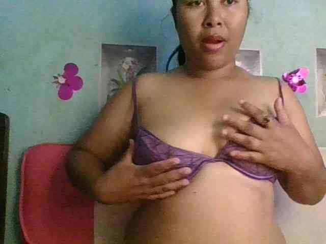 Ericah-Boobss webcam