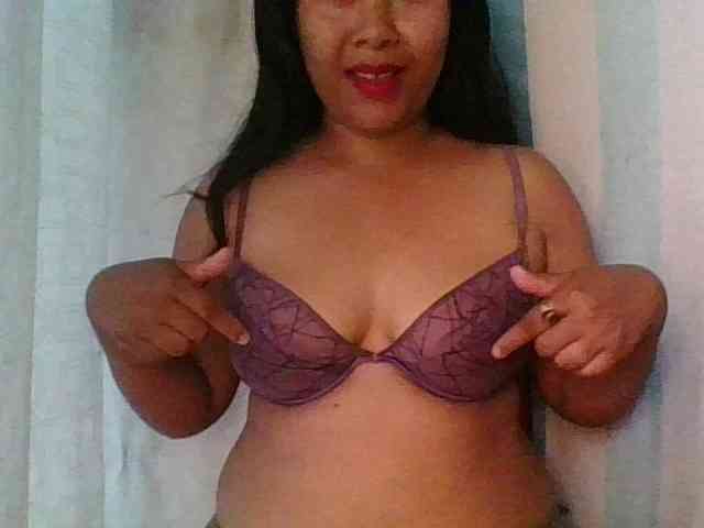 Ericah-Boobss webcam
