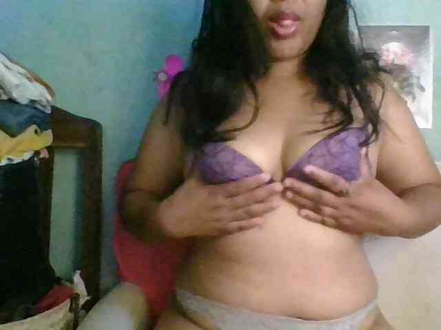Modèle: Ericah-Boobss