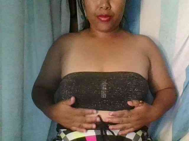 Ericah-Boobss webcam