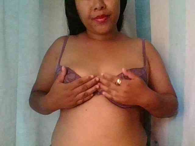 Ericah-Boobss webcam