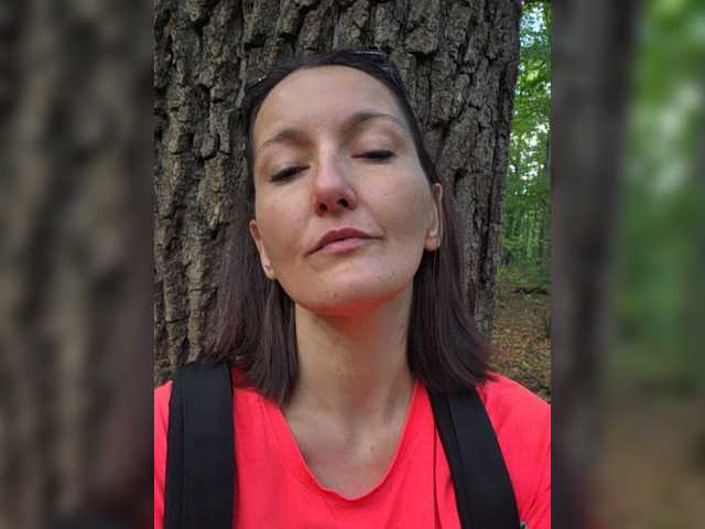 Sex chat gratuit in direct cu LadyDianna88 pe BongaCams