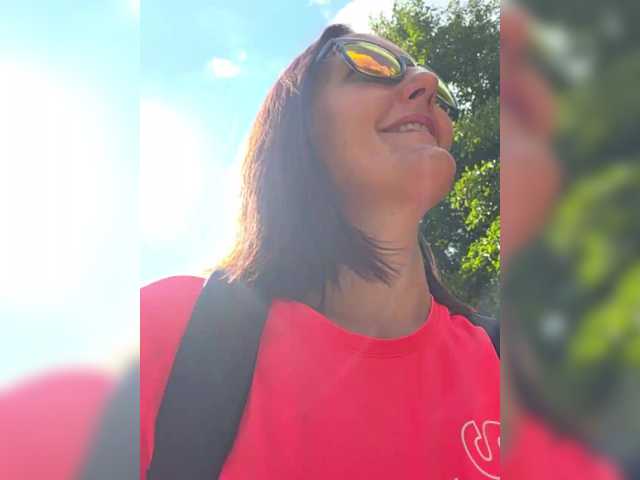 LadyDianna88 live cam on BongaCams