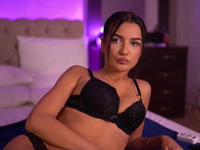AzaleeaVoss