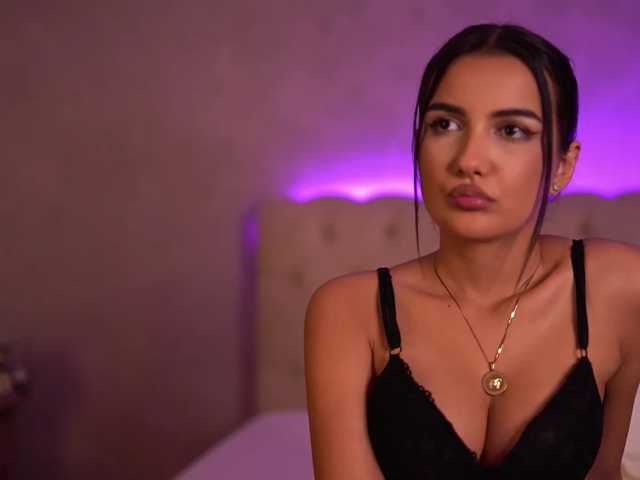 AzaleeaVoss