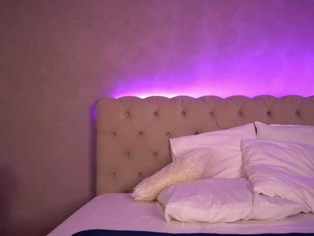 AzaleeaVoss live cam on BongaCams