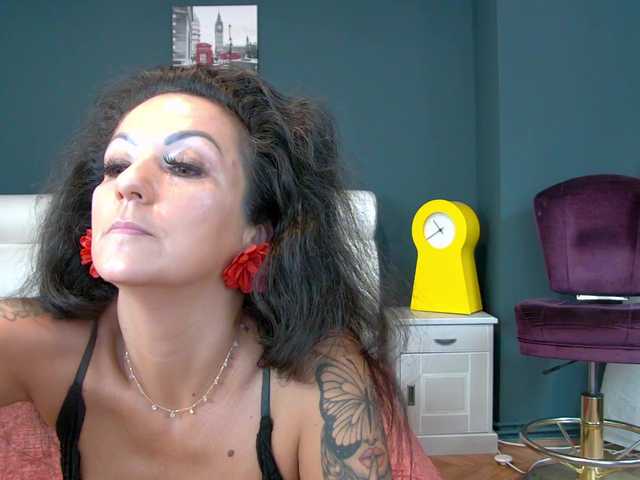 Amour-Jolie live cam preview