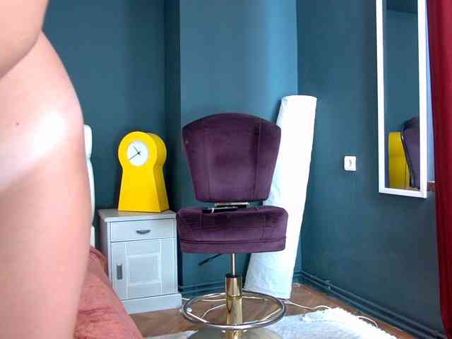 Amour-Jolie webcam