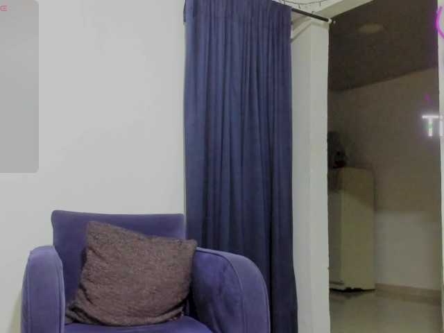 Sofialacolombiana live cam preview