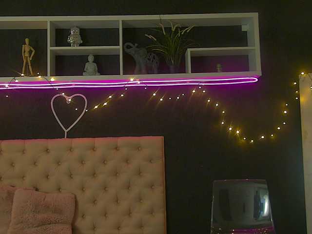 AnaisFoxxy