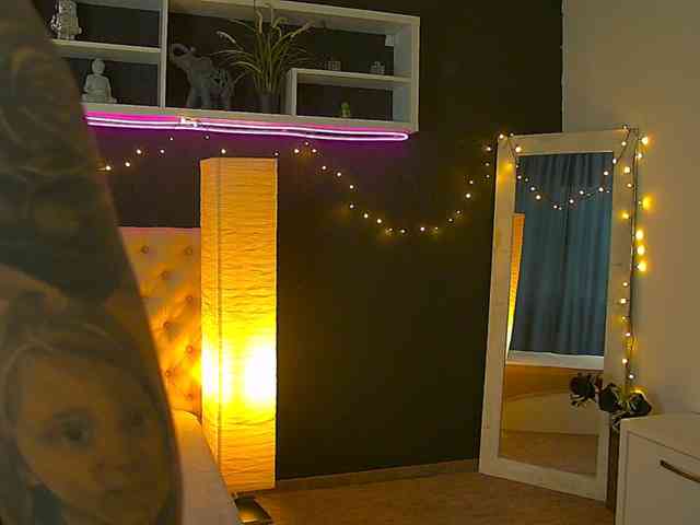 AnaisFoxxy