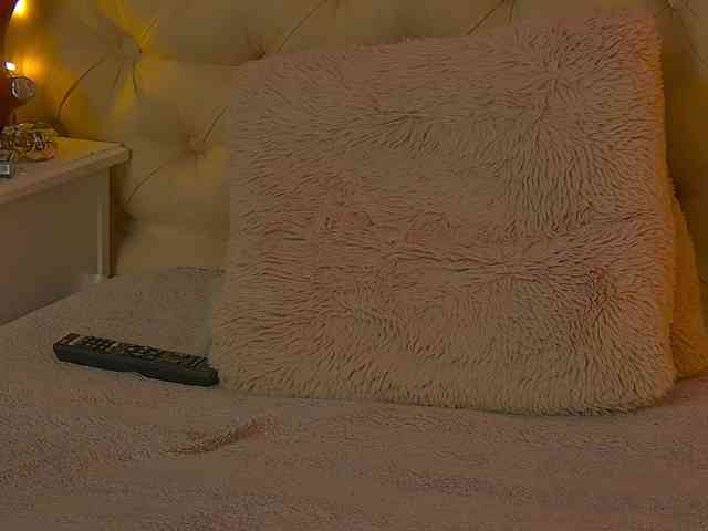 AnaisFoxxy webcam