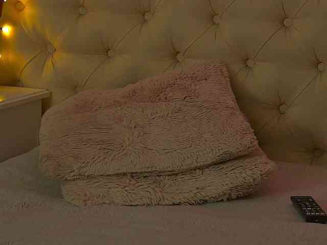 anaisfoxxy's live room