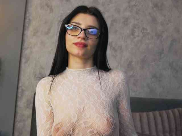 EllyWestt Live Webcam on BongaCams