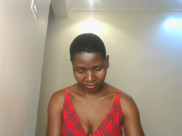 Ladysamantha live cam on BongaCams