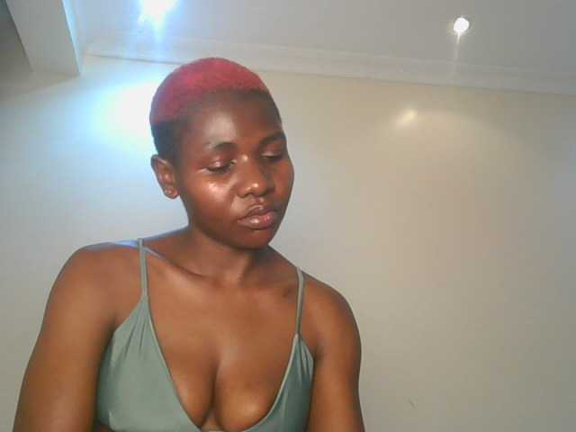 Ladysamantha live cam on BongaCams