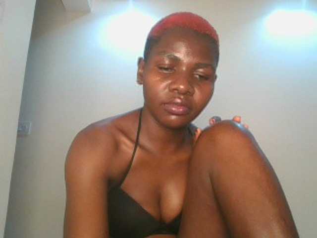 Ladysamantha live cam on BongaCams