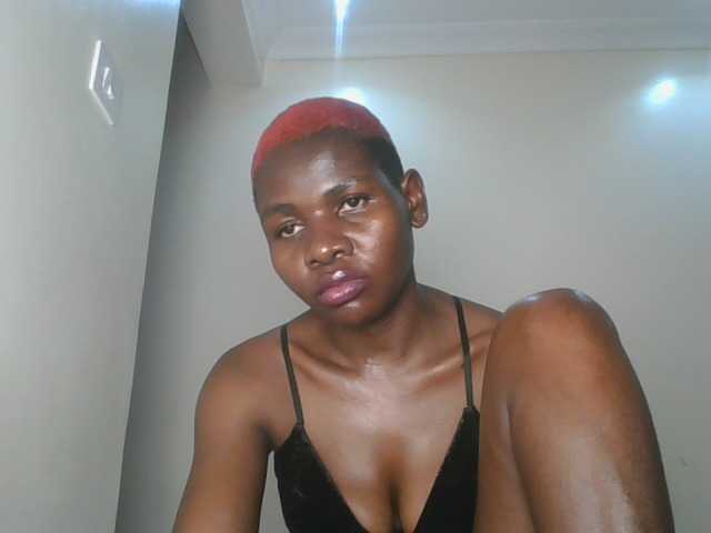 Ladysamantha live cam on BongaCams