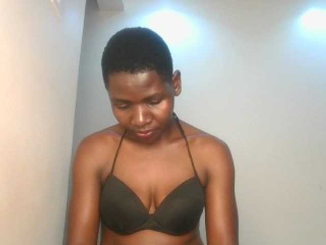 Ladysamantha live cam on BongaCams