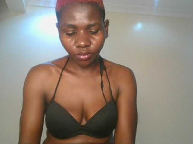 Ladysamantha live cam on BongaCams