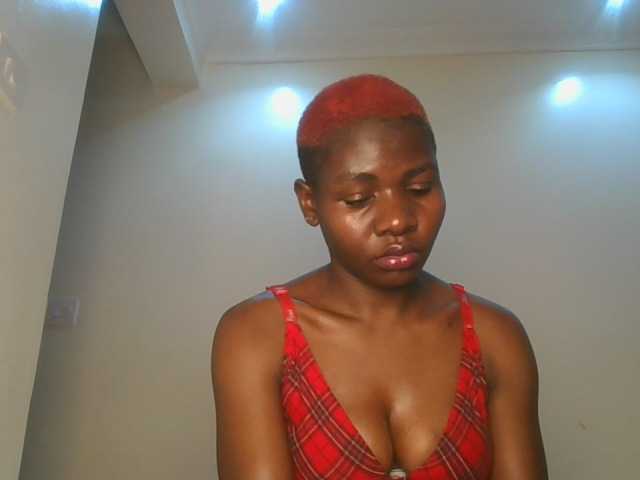 Ladysamantha live cam on BongaCams