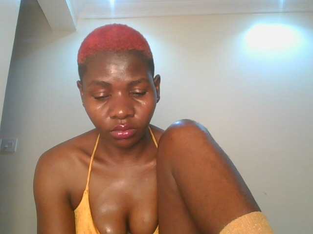 Ladysamantha live cam on BongaCams