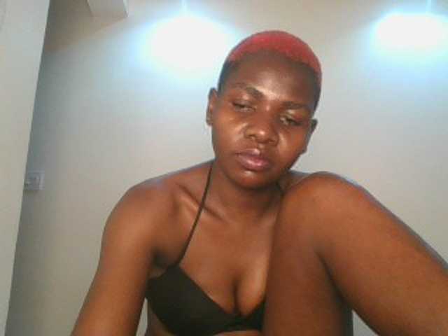 Ladysamantha live cam on BongaCams