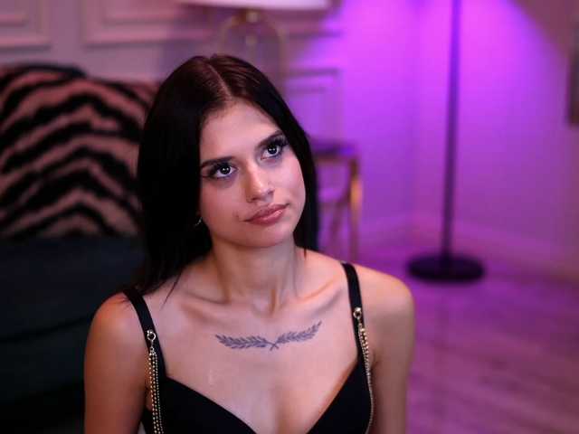 IvyVeil live cam on BongaCams