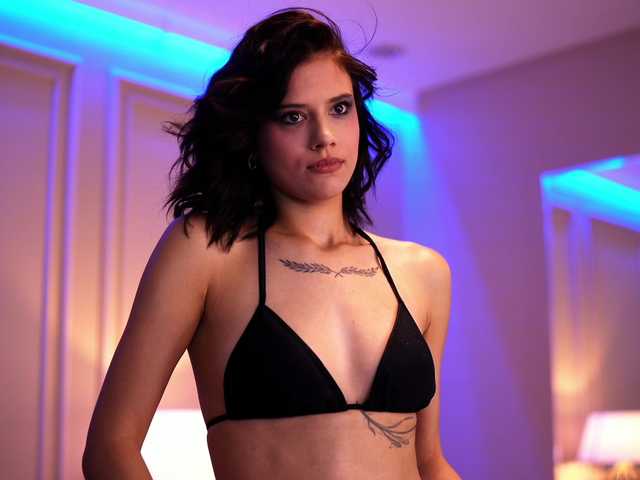 IvyVeil live cam on BongaCams