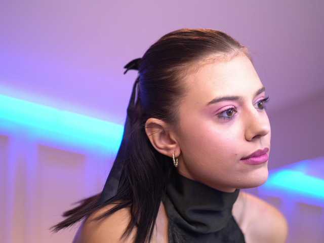 IvyVeil live cam on BongaCams