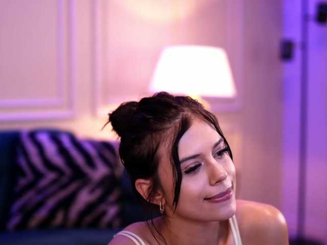 IvyVeil live cam on BongaCams