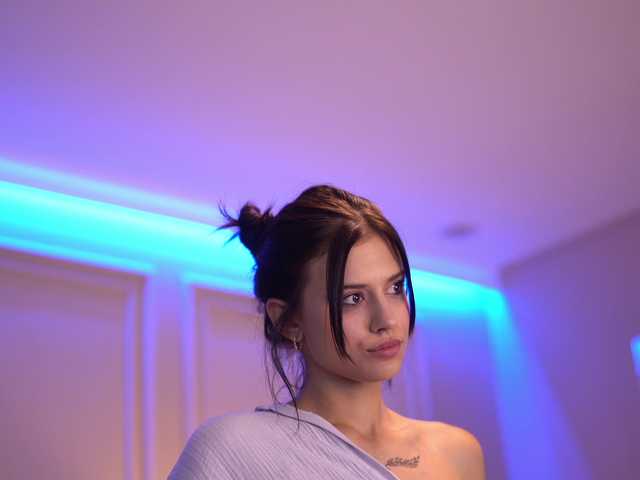 IvyVeil live cam on BongaCams