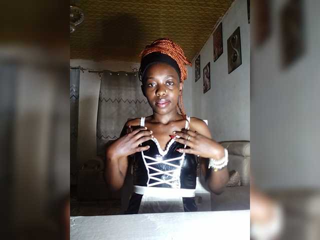 Queen-Bee-is-me