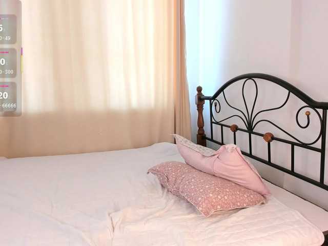 MiranaKim live cam on BongaCams