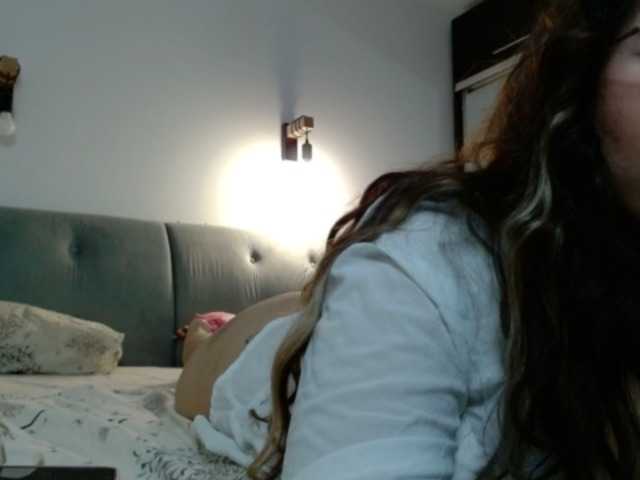 SellenaDiaz webcam
