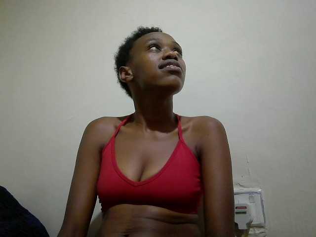 Blackberry83 live cam on BongaCams