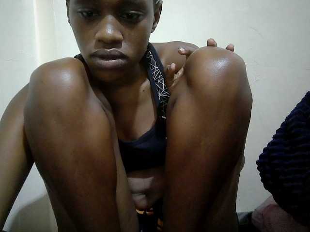 Blackberry83 live cam on BongaCams