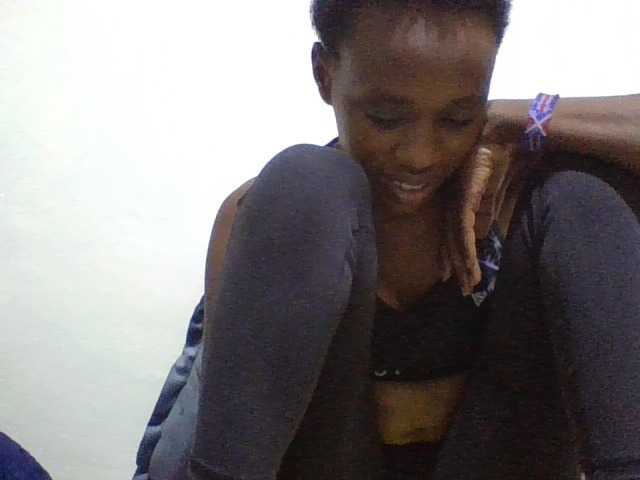 Blackberry83 live cam on BongaCams