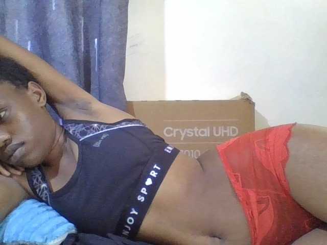 Blackberry83 live cam on BongaCams