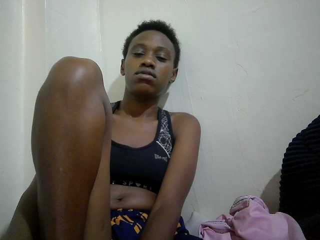 Blackberry83 live cam on BongaCams